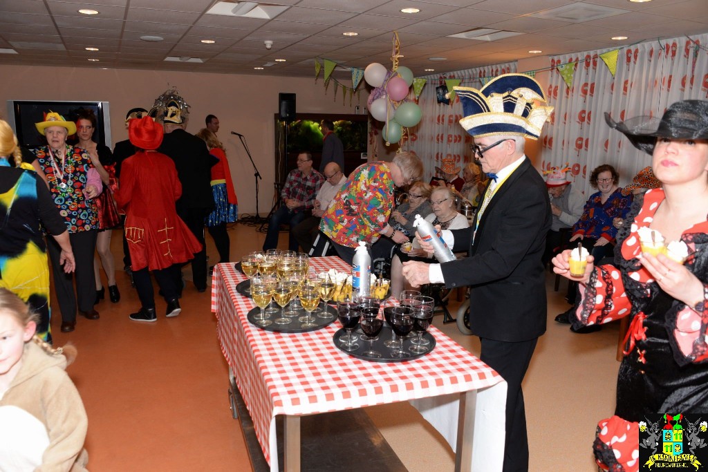 ../Images/Carnaval in de Munnekeweij 106.jpg